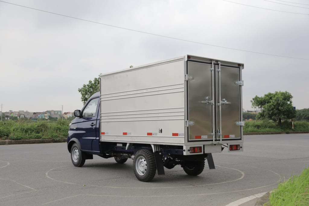 Xe Tải Srm T20 930kg Thùng Kín