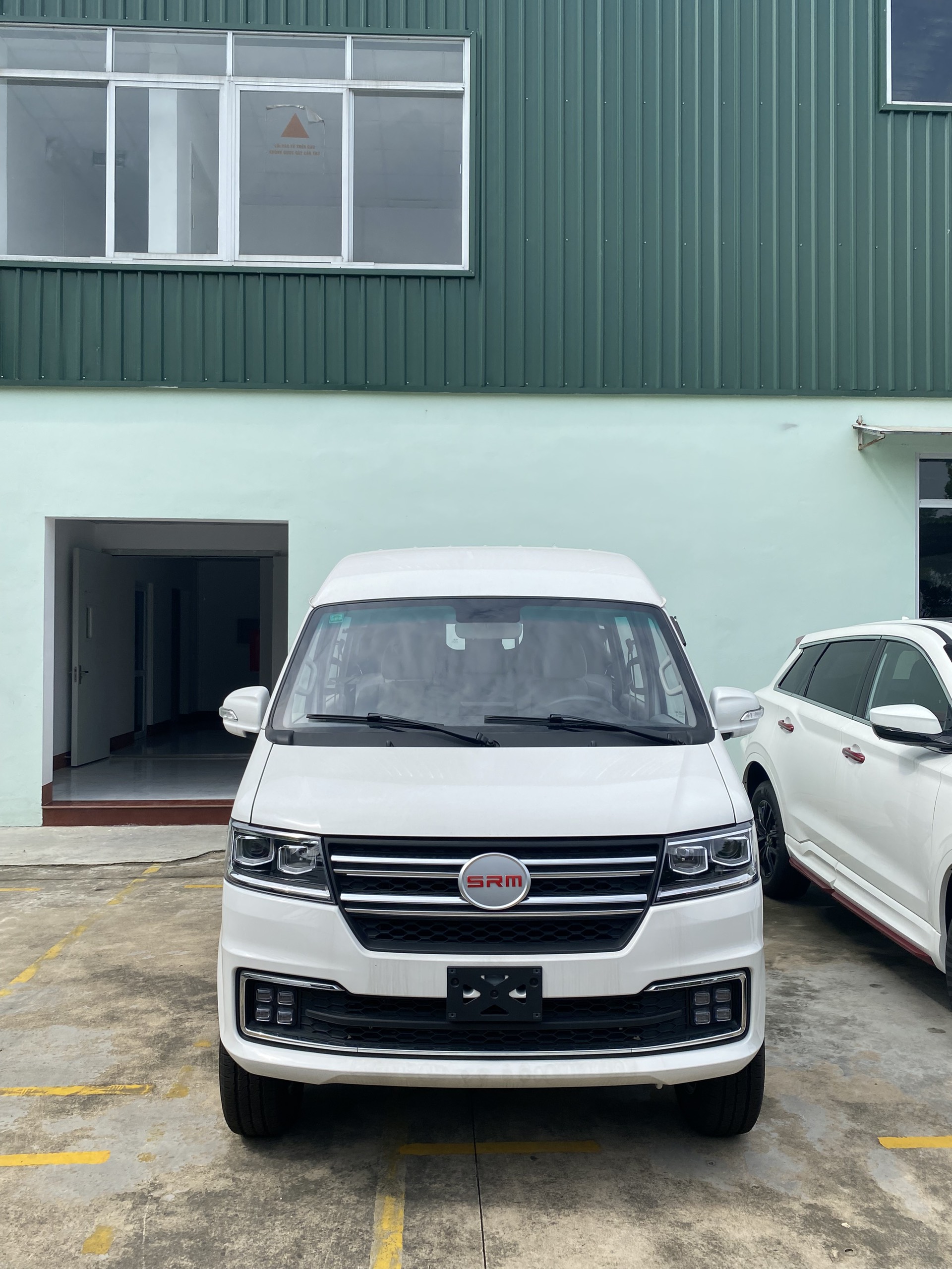 SRM X30L 5 CHỖ 760KG - Ảnh 2