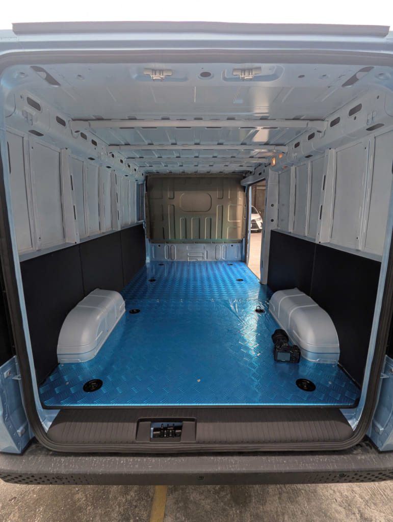 Xe Van Điện SRM E6